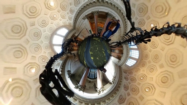 360 degree view of the lobby at the Museum of Natural History
